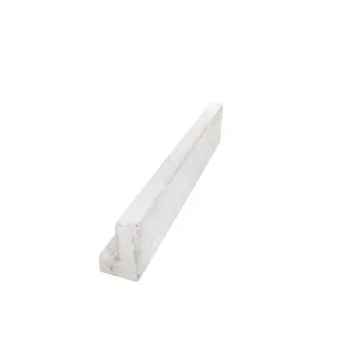 Nadproża mają szerokie zastosowanie w budownictwie ogólnym oraz jednorodzinnym. Mogą być wykorzystywane na ścianach nośnych, osłonowych oraz zewnętrznych dowolnego typu. Sprawdzą się w przypadku ścian jednowarstwowych oraz tych z większą liczbą warstw. Rodzaj Nadproża należy dobrać zgodnie ze specyfiką ściany, tylko wtedy będzie ono rzeczywiście ją wzmacniać. Można wybierać spośród nadproży nadokiennych (N), samonośnych (S) oraz naddrzwiowych (D). Zalecamy korzystanie z poniższych parametrów:

Do przekrycia otworów w murze.
Typ D (0,9m; 1,2m; 1,5m; 1,8m): w ścianach obustronnie obciążonych stropami.
Typ N (2,1m; 2,4m; 2,7m): w ścianach jednostronnie obciążonych stropami.
Typ S (3,0m; 3,3m; 3,6m): w ścianach nie obciążonych stropami.