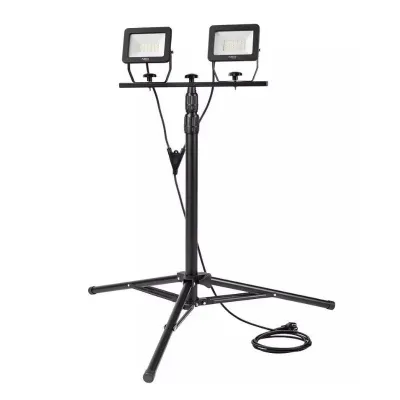 reflektor led ze statywem pro.jpg