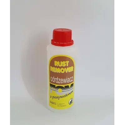 Odrdzewiacz FOM jest wodnym roztworem soli fosforanowych z dodatkiem kwasu fosforowego i środków powierzchniowoczynnych. Środek znajduje zastosowanie do odrdzewiania powierzchni stalowych i żeliwnych.