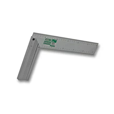 Kątownik aluminiowy:
- kątownik stolarski
- wyraźna podziałka
- możliwość ustawienia pod kątem 45° i 90°