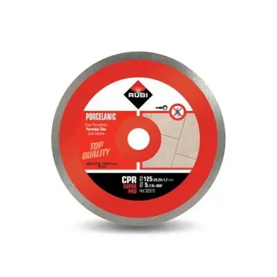 Obecnie największym problemem stojącym przed profesjonalnymi wykonawcami jest konieczność cięcia płytek gresowych.

W RUBI znamy styl pracy wykonawców w każdym kraju na świecie, znamy potrzeby zawodowe profesjonalnych glazurników oraz rodzaje materiałów używanych na inwestycjach i przy remontach. Dzięki temu RUBI może wykorzystać wiedzę i doświadczenie do produkcji narzędzi wysokiej jakości. Wysokie oczekiwania stawiane przed nami przez klientów i rynek pomogły nam wykorzystać tę wiedzę w projektowaniu narzędzi i produktów do cięcia i układania płytek ceramicznych w możliwie najdokładniejszy sposób.