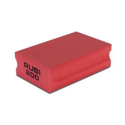 Gama bloczków do polerowania RUBI idealnie nadaje się do wygładzania krawędzi ciętych i powierzchni płytek ceramicznych oraz kamieni naturalnych.

Bloczki do polerowania RUBI mają lekko elastyczną budowę i doskonale układają się w dłoni. Ponadto boczne wcięcie zwiększa ergonomię uchwytu i zmniejsza zmęczenie użytkownika.